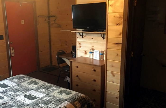 White Star Motel - From Web Listing (newer photo)